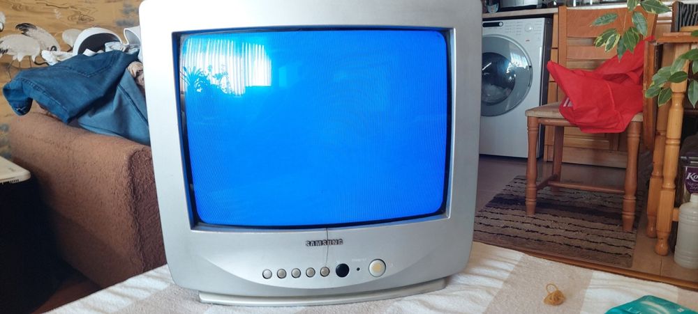 Телевизор SAMSUNG