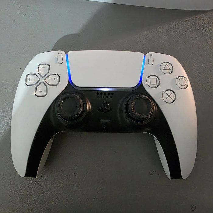 Play station 5 (PS5) . Garantie pana în iulie  2028