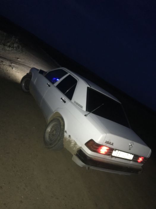 Продам мерседес 190