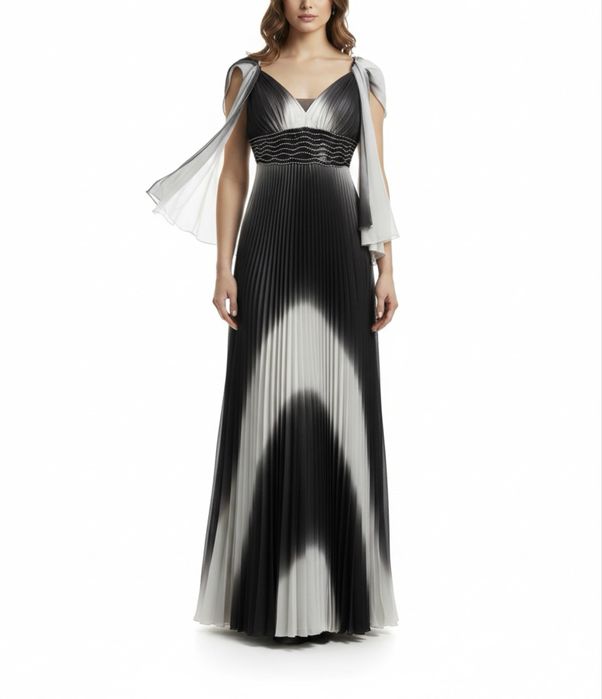 Вечернее женское платье