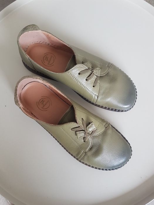 Pantofi de damă.