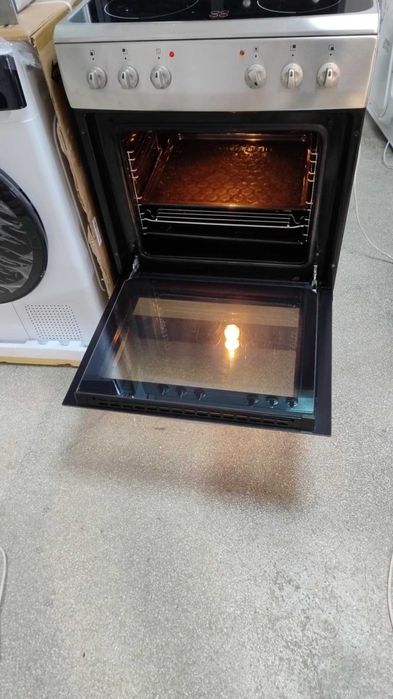 Готварска Печка с керамичен плот-котлони Gram Inox Easy Clean 60 см