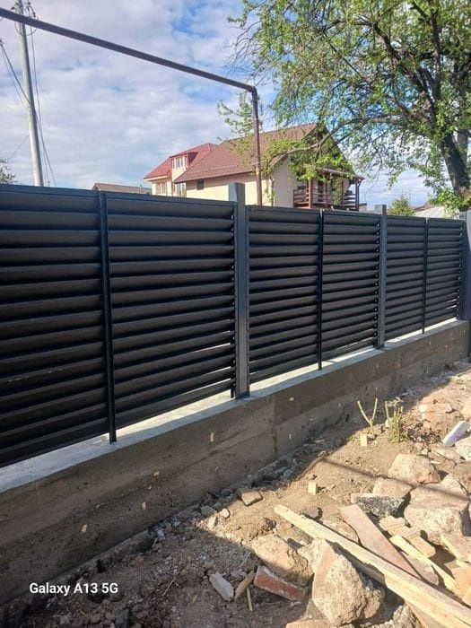 Construim garduri la comandă clientului