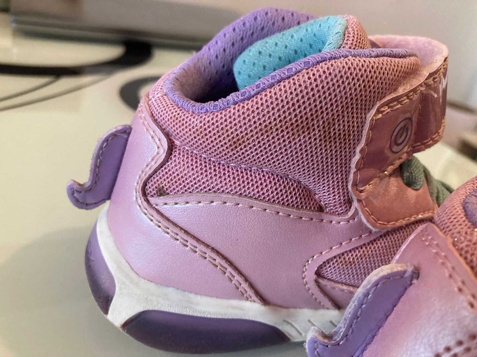 Sneakers Geox cu unicorni - marimea 26