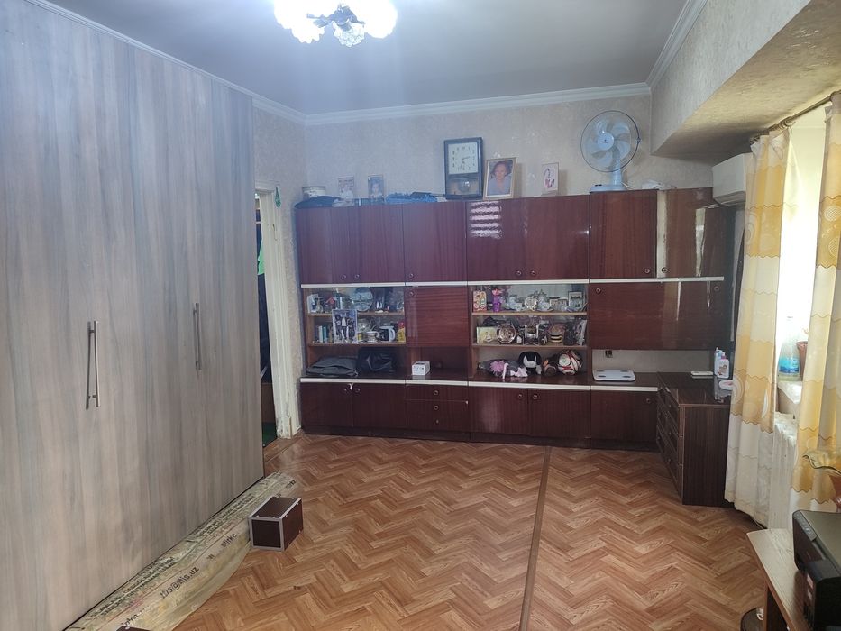 Метро Чиланзар Наккошлык 1в2/1/4 балкон 2*6