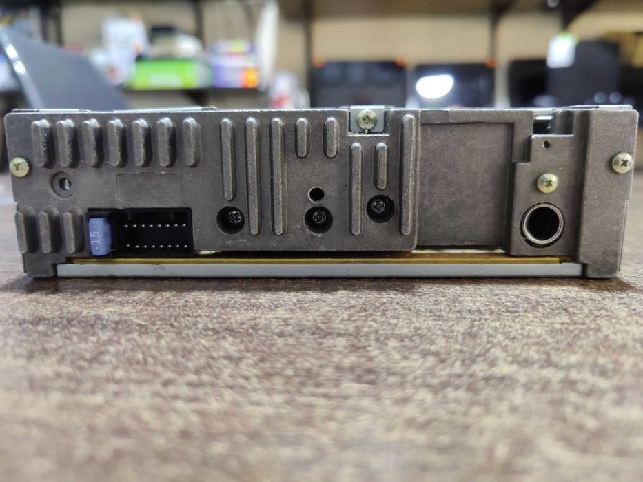 Авто CD LG lcs110ar