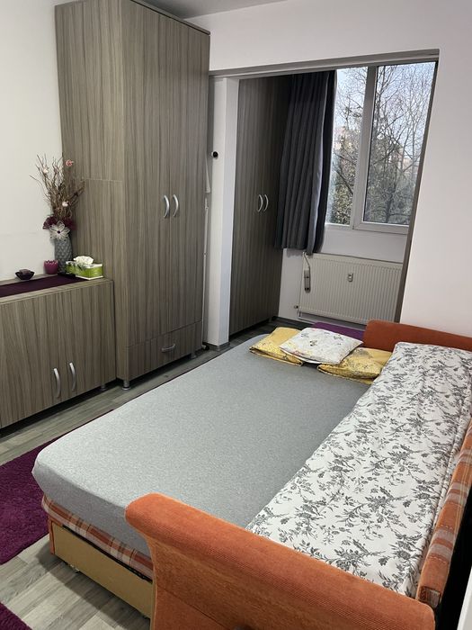 Apartament de vanzare cu 3 camere in Rogerius, str. Italiana