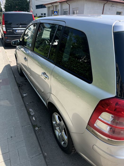 Opel Zafira 1.9 / 120CP