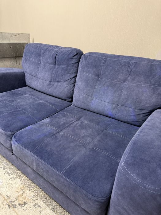 Мини-диван продаётся в хорошем качестве.