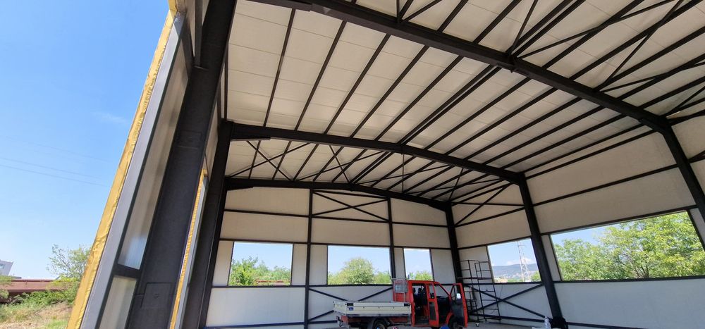 Изделия от метал и дърво