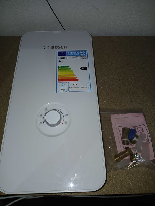 Boiler instant electric Bosch TR5001R, 21-27 kW, 400V, alb