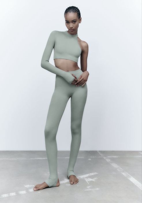 Дамски сет от две части-Zara.