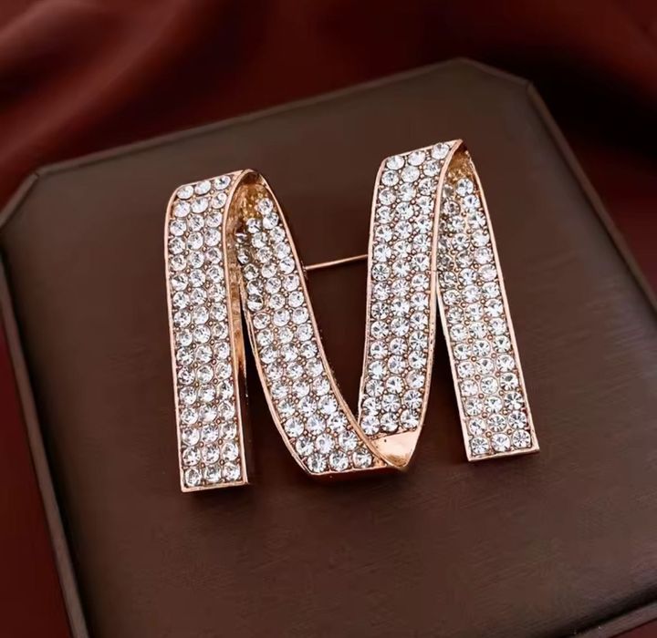 *MaxMara* брошки