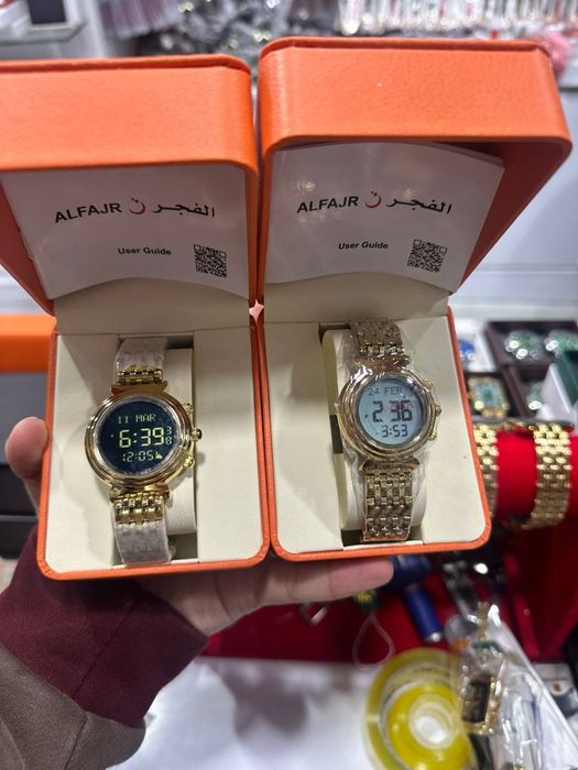 Al Fajr soati 1:1 ayollar uchun