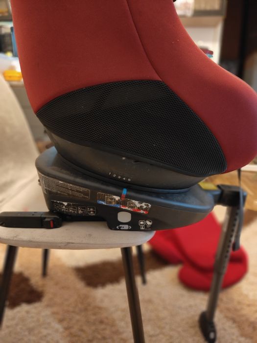 Scaun auto copii Joie Spin 360 negru.