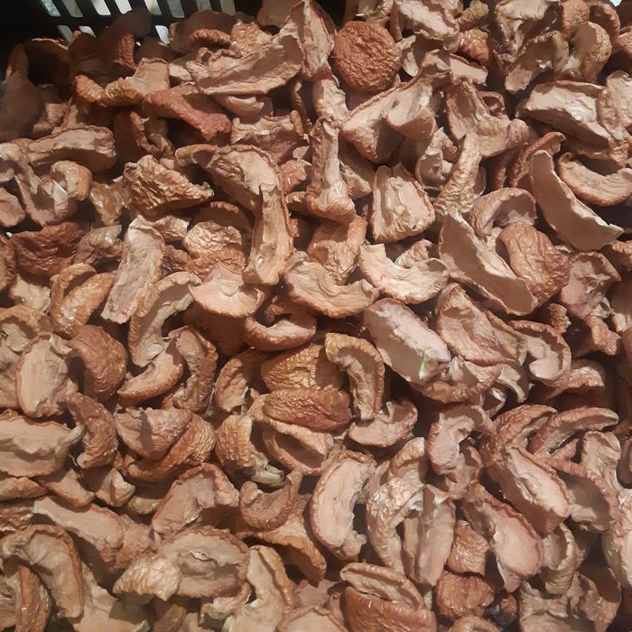 Сушёные  яблоки,  Алма қақ.