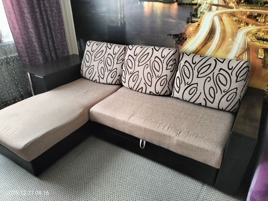 Продам диван б/у