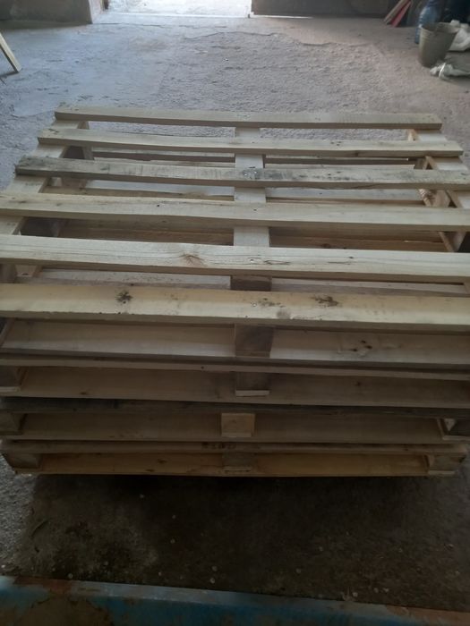 Доски разных размеров поддоны