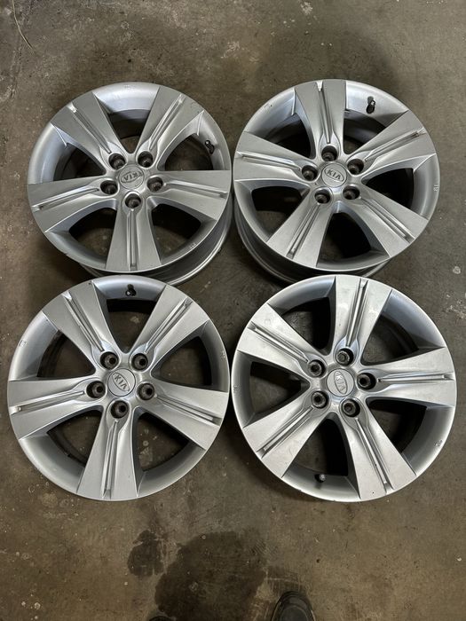Vând set jante aliaj originale Kia 17 inch, 5x114,3