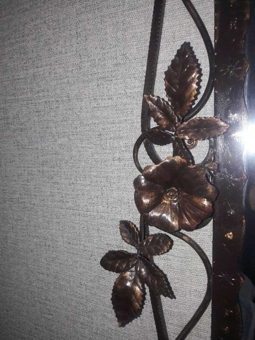 Эксклюзивная ручная мебель ( для прихожей, спальни)