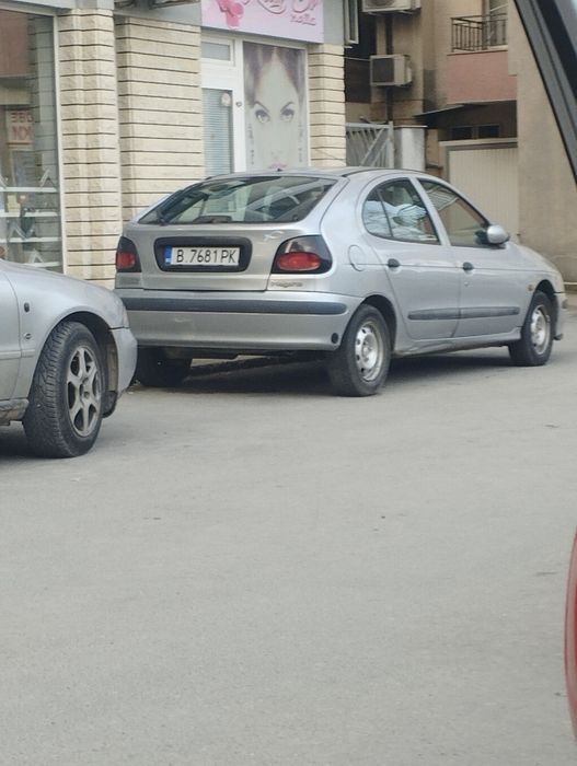 Рено Меган 1.6 Газ Бензин 1997г.
