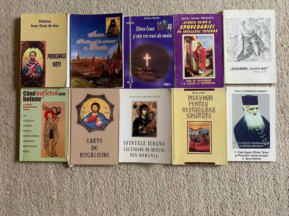 Cărți bisericești de vânzare