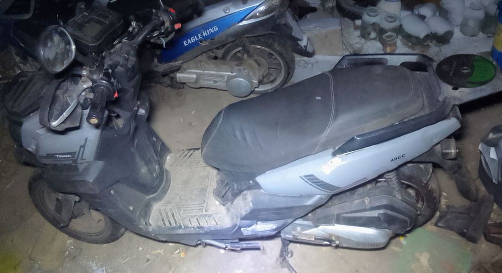 Продам скутер танк