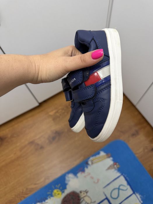 Adidasi tommy hilfiger 27 ,28