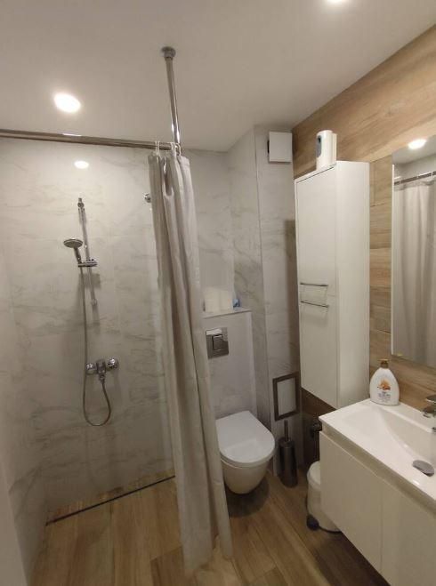 Дава се под наем Двустаен апартамент в Варна, Център - 80 кв.м за 920 € - Снимка #6