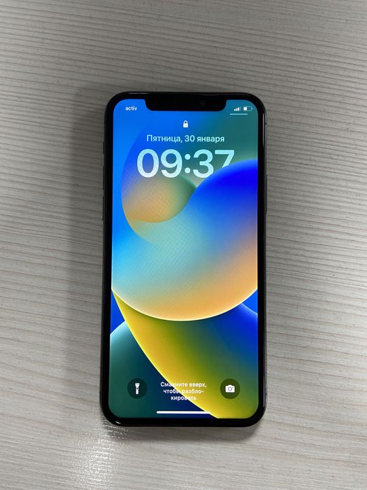 Iphone 11 pro в хорошем состояние