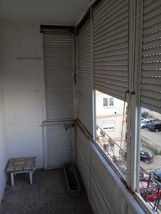 Vând apartament cu 3 camere în Lugoj