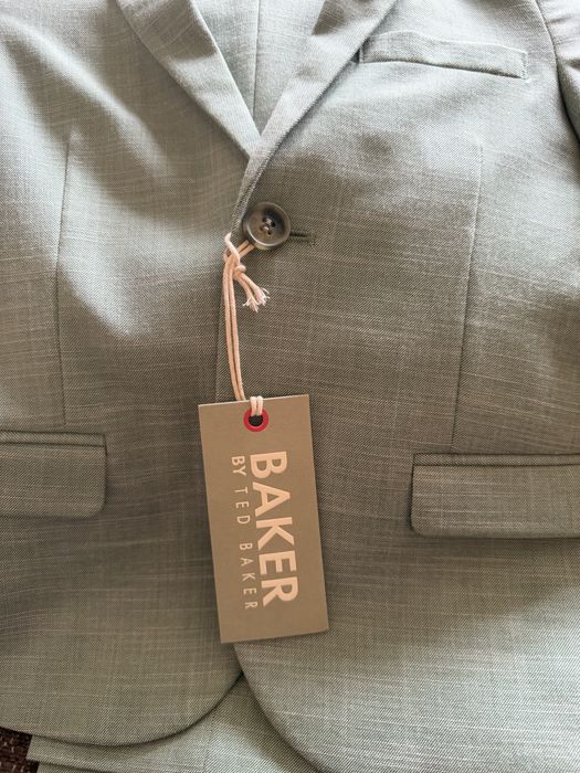 Детски костюм, сако и панталон 116 размер, Ted baker