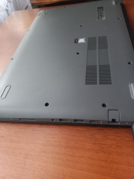 Продам ноутбук 4 ядерный