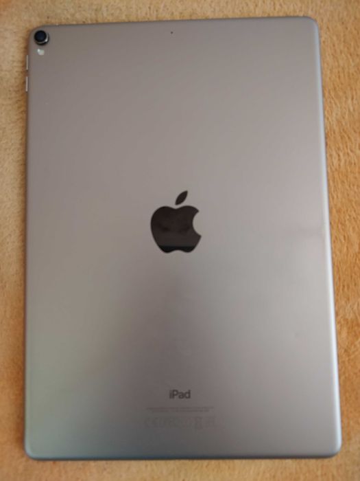 ipad pro 256GB wi-fi