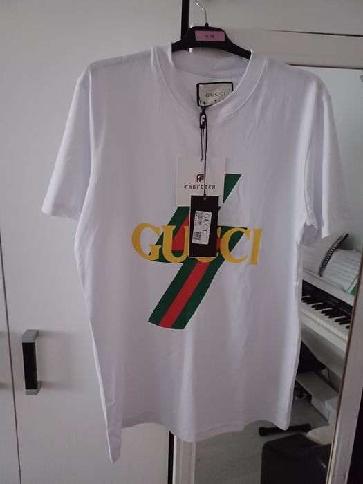 Vând  tricou   Gucci