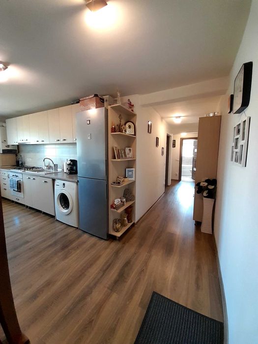 Vând apartament 2 camere.