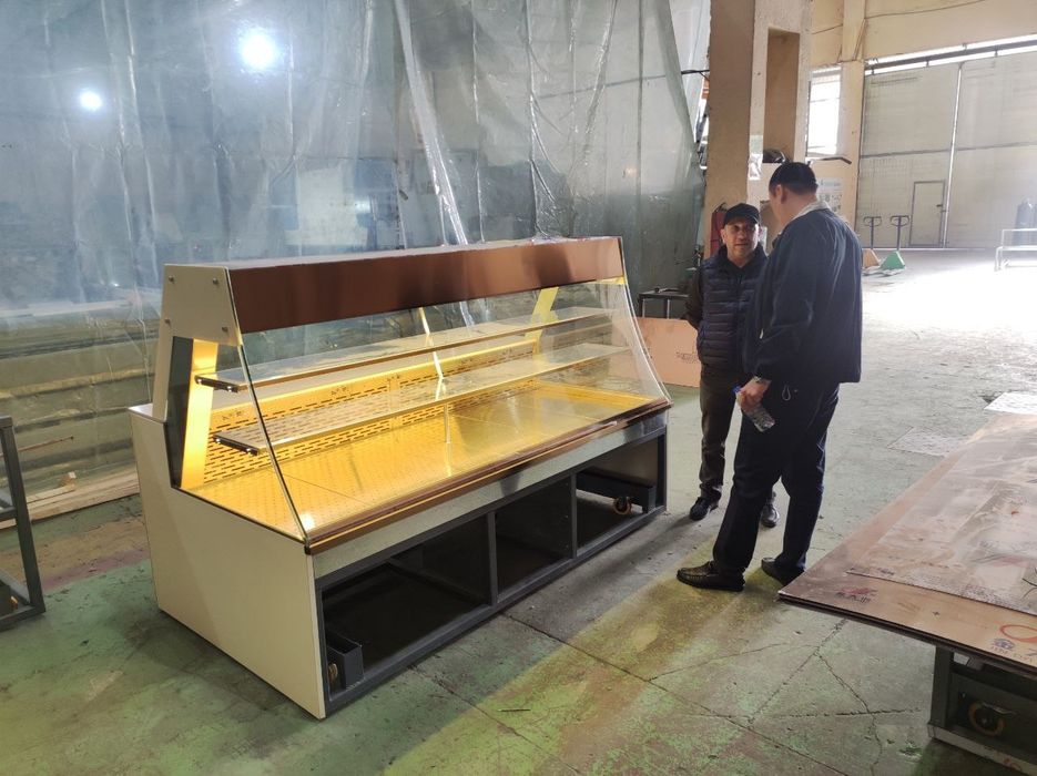 Холодильная витрина