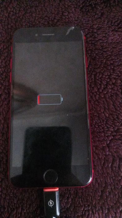 Айфон 8 се   проблемы с гнездо