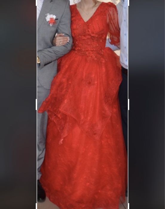 Вечерние платья разные