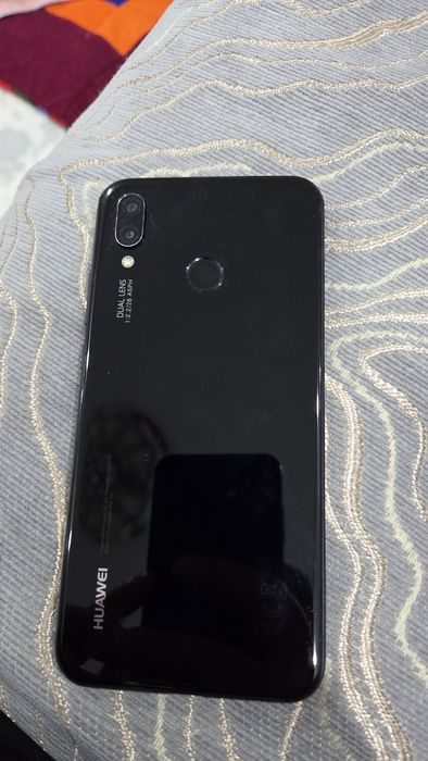 Huawei P20 Продам
