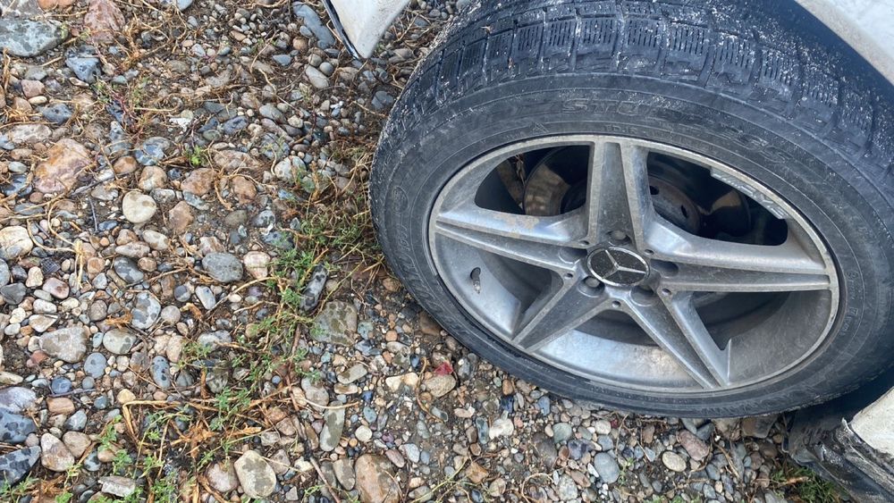 Комплект резины с дисками 17 р