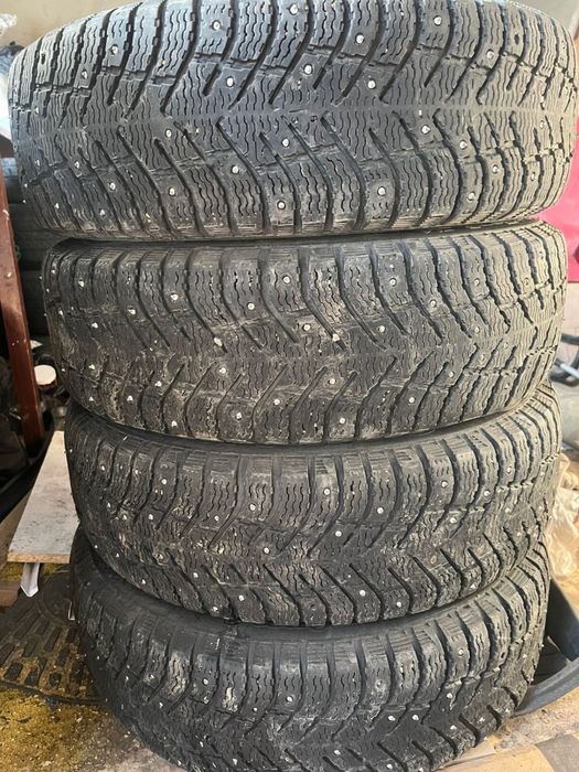 Зимние шины 185/65/15