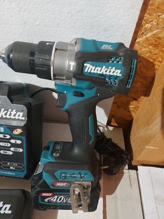 Scule makita 40v