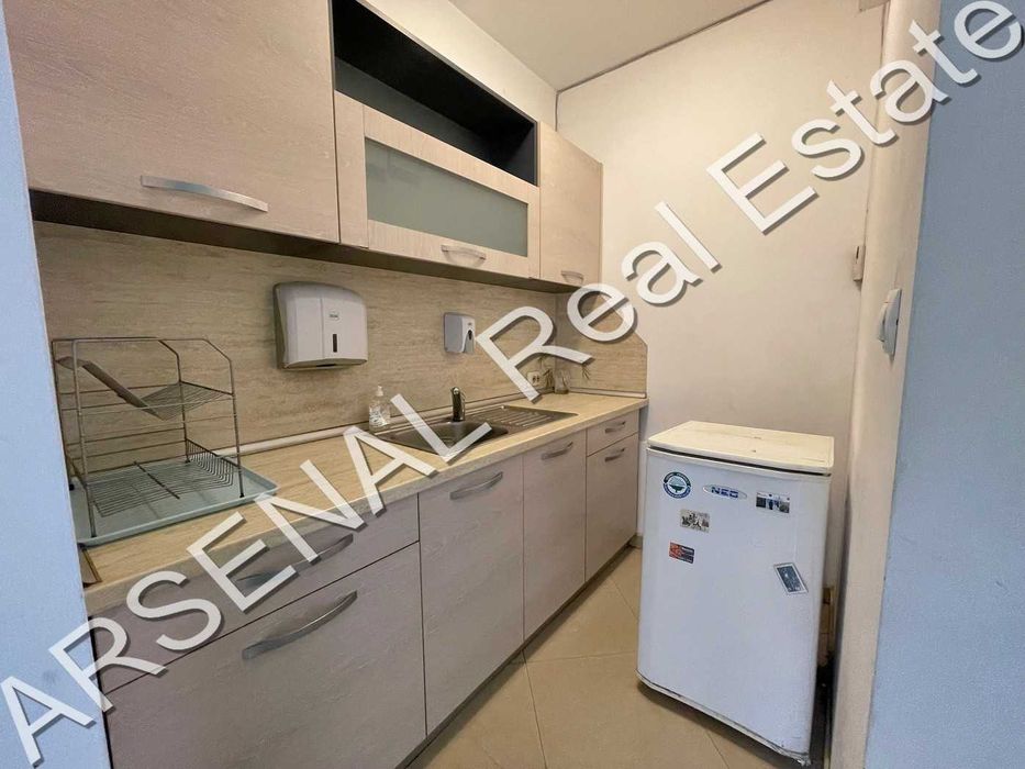 Дава се под наем Офис в София, Лозенец - 265 кв.м за 1500 € - Снимка #3