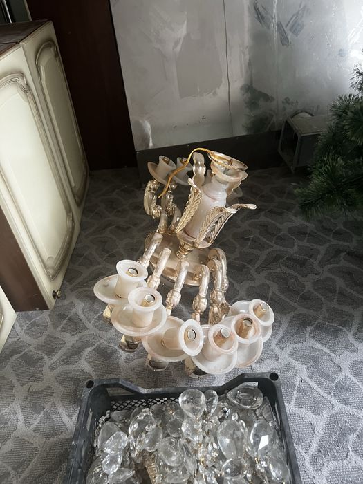 Фотодагы заттар сатылады