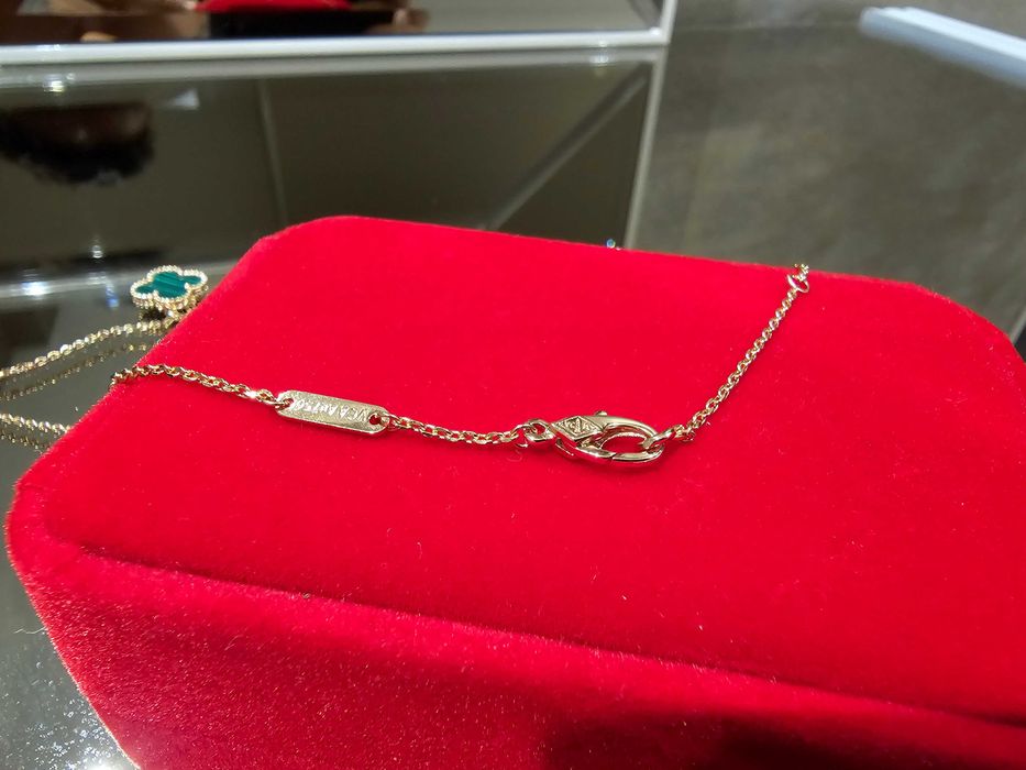Van Cleef & Arpels VCA Rose Gold Green Malachite Alhambra Дамско Колие