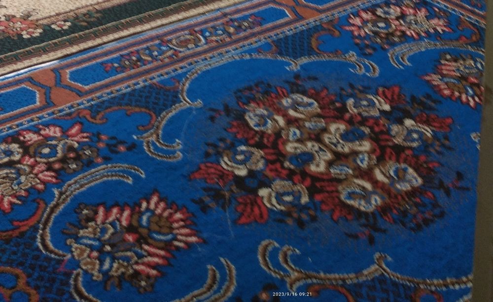 Гиламлар сотилади