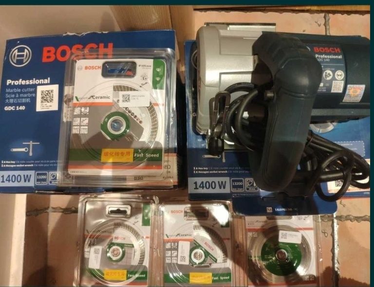 Ръчен циркуляр за сухо рязане на плочки BOSCH 1400W