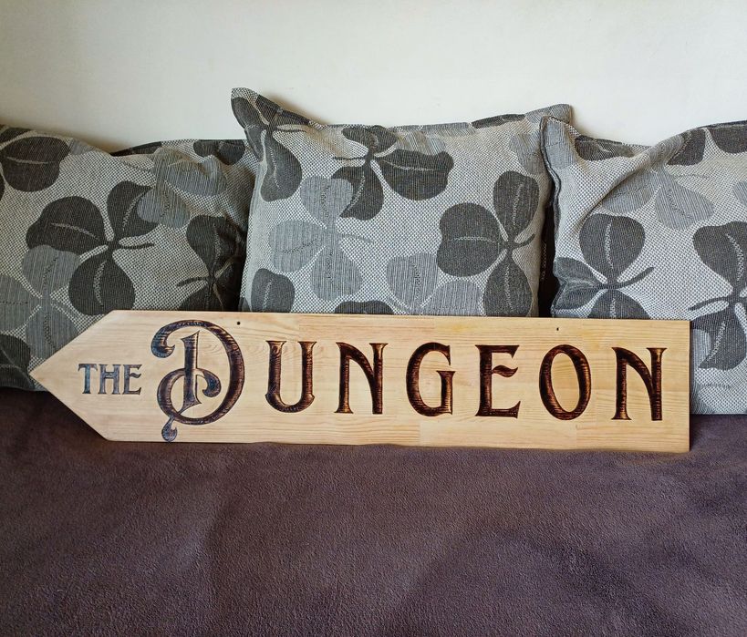 Ръчно пирографиране на албуми, табели, картички, кутии и др