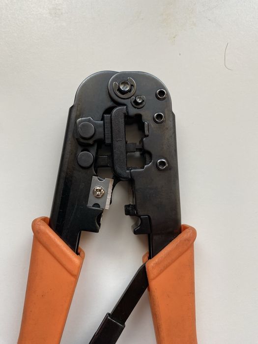 Клещи за кримпване на rj 45